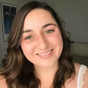 Meet your Posher, Monica